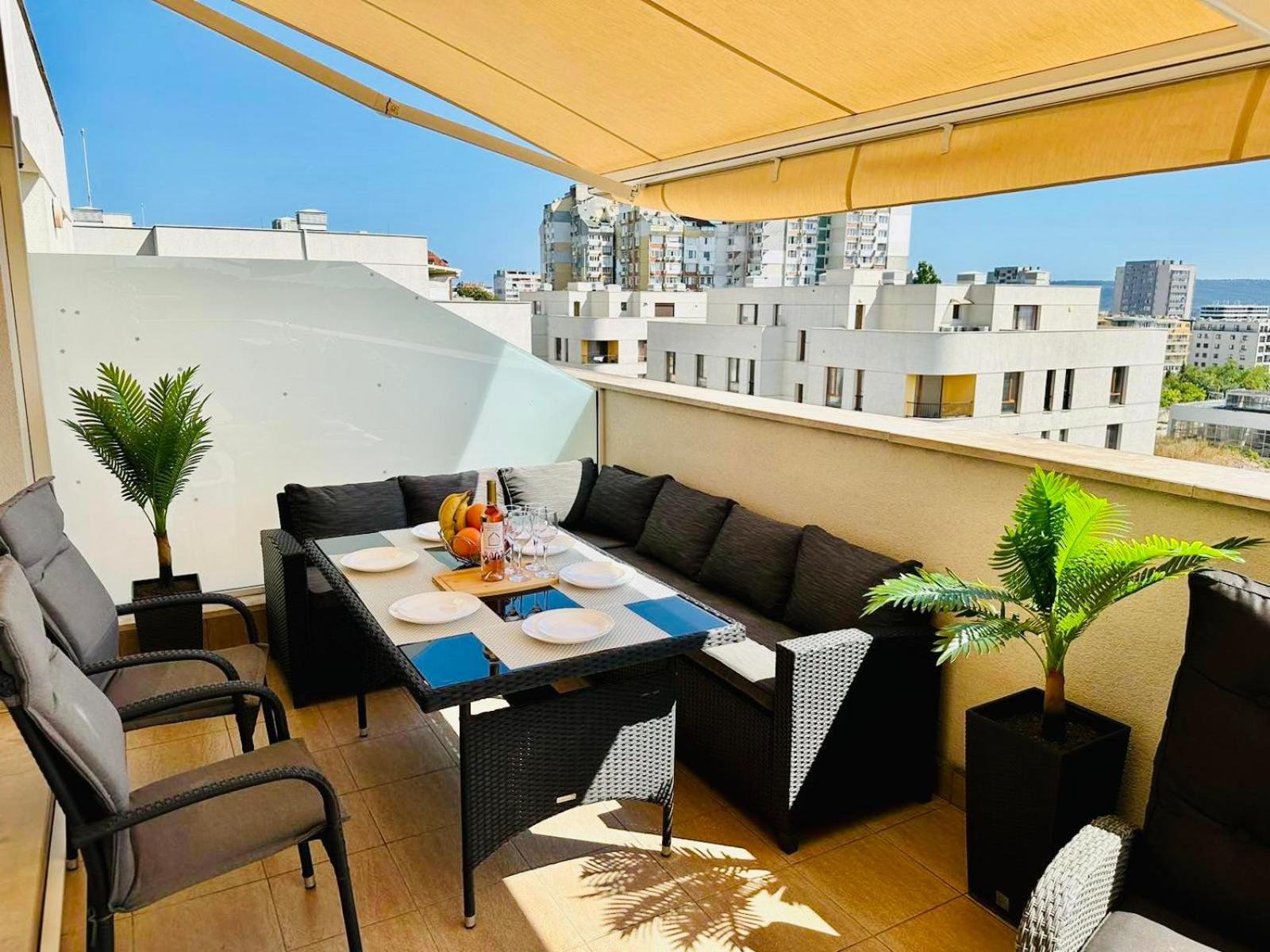 Spacious Prestige Penthouse Varna Eksteriør bilde